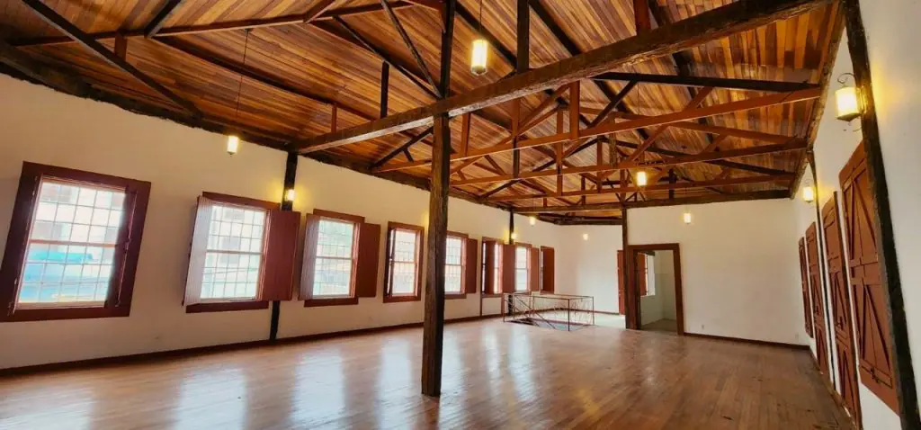 Casarão de Pinheiros - Lavrinhas SP